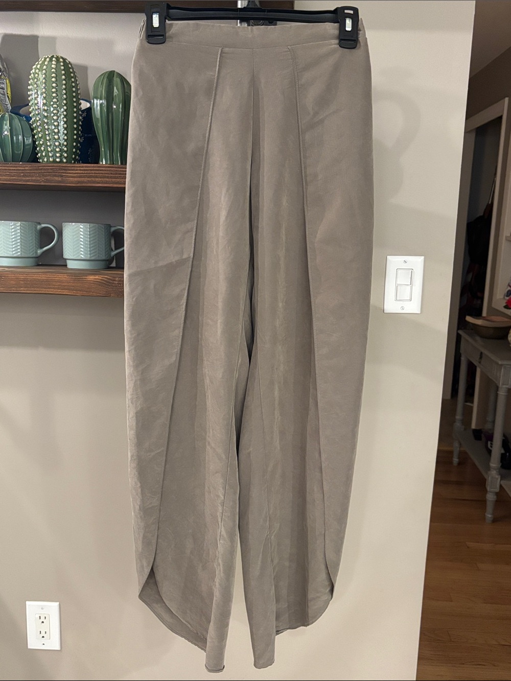 Anthropologie DREW Whitney Tulip Split Pants XS Taupe Sage Modal Blend